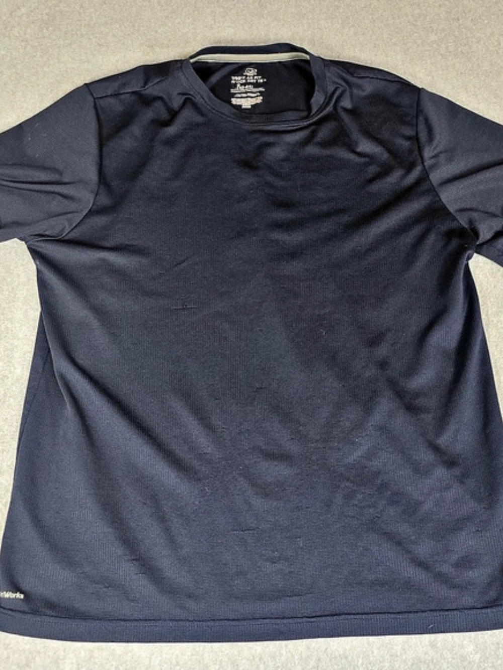 Athletic Works Men’s L DriWorks Quick Dry Performance Shirt Navy